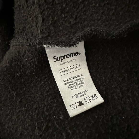 Supreme Vampirella Hooded Sweatshirt - Picture 5 of 5